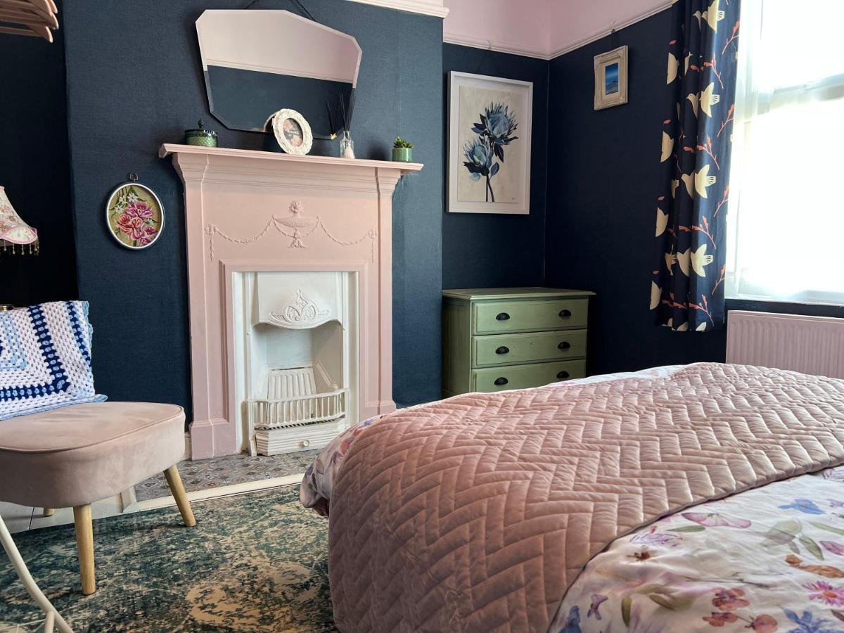 Brecon Town 3 Bedroom House Sleeps 6 Central Location Екстер'єр фото